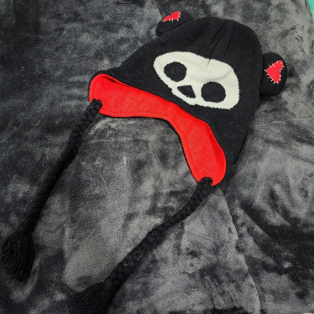 !!SOLD!! SKELANIMALS Kit Cat Beanie Knit Hat Black Y2K emo scene